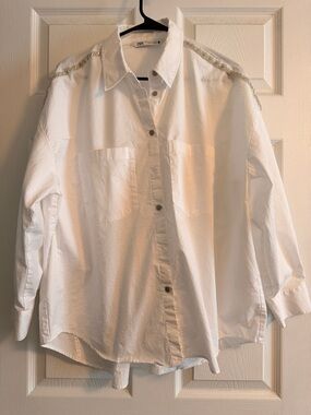 Zara White Button-Down Shirt with Metallic Shoulder Trim